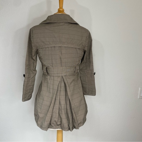 Costa Blanka Women's Brown Plaid Short Trench Jacket Size 4 Classic Academia - Picture 2 of 15